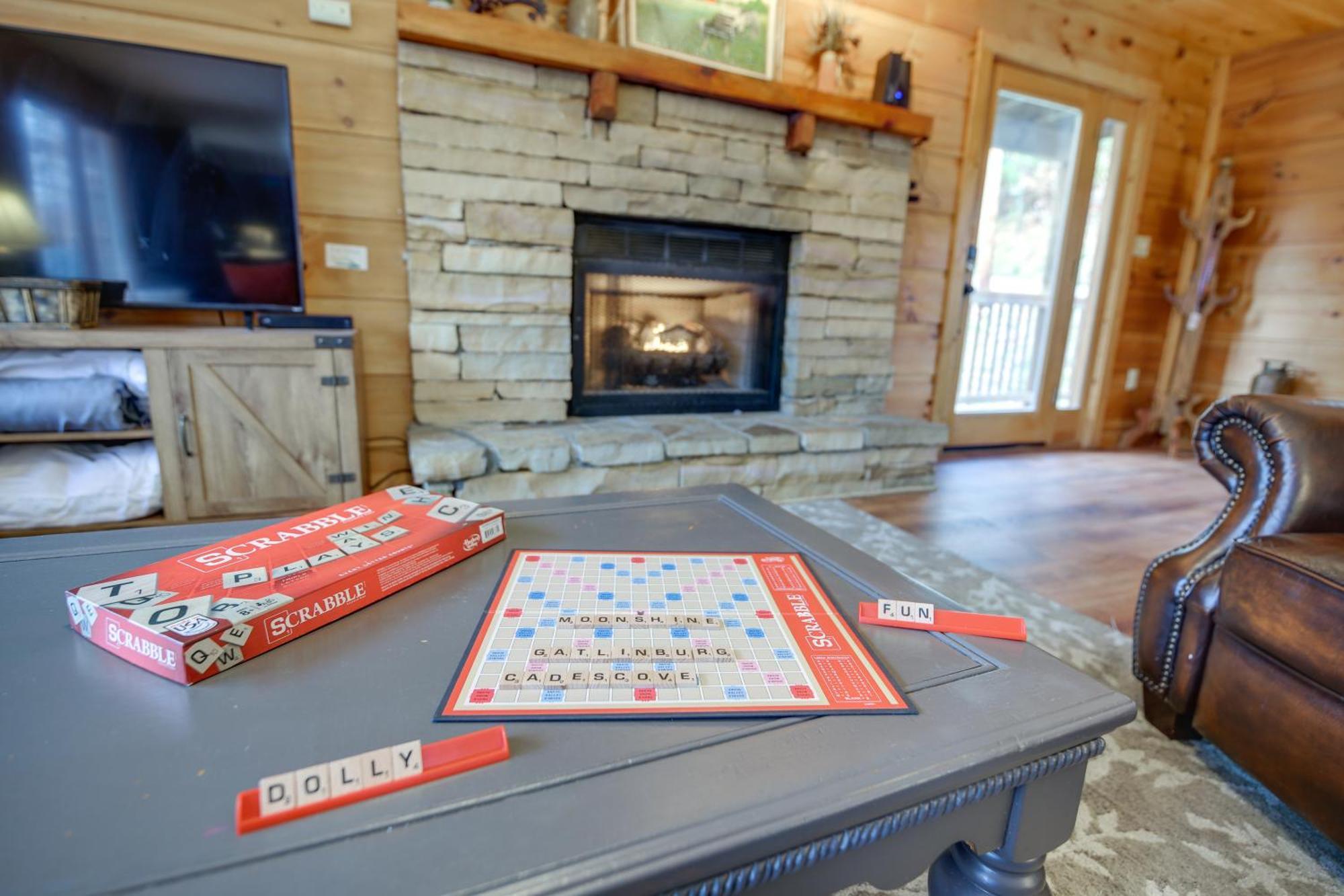 Pet-Friendly Gatlinburg Retreat With Hot Tub! Villa Luaran gambar