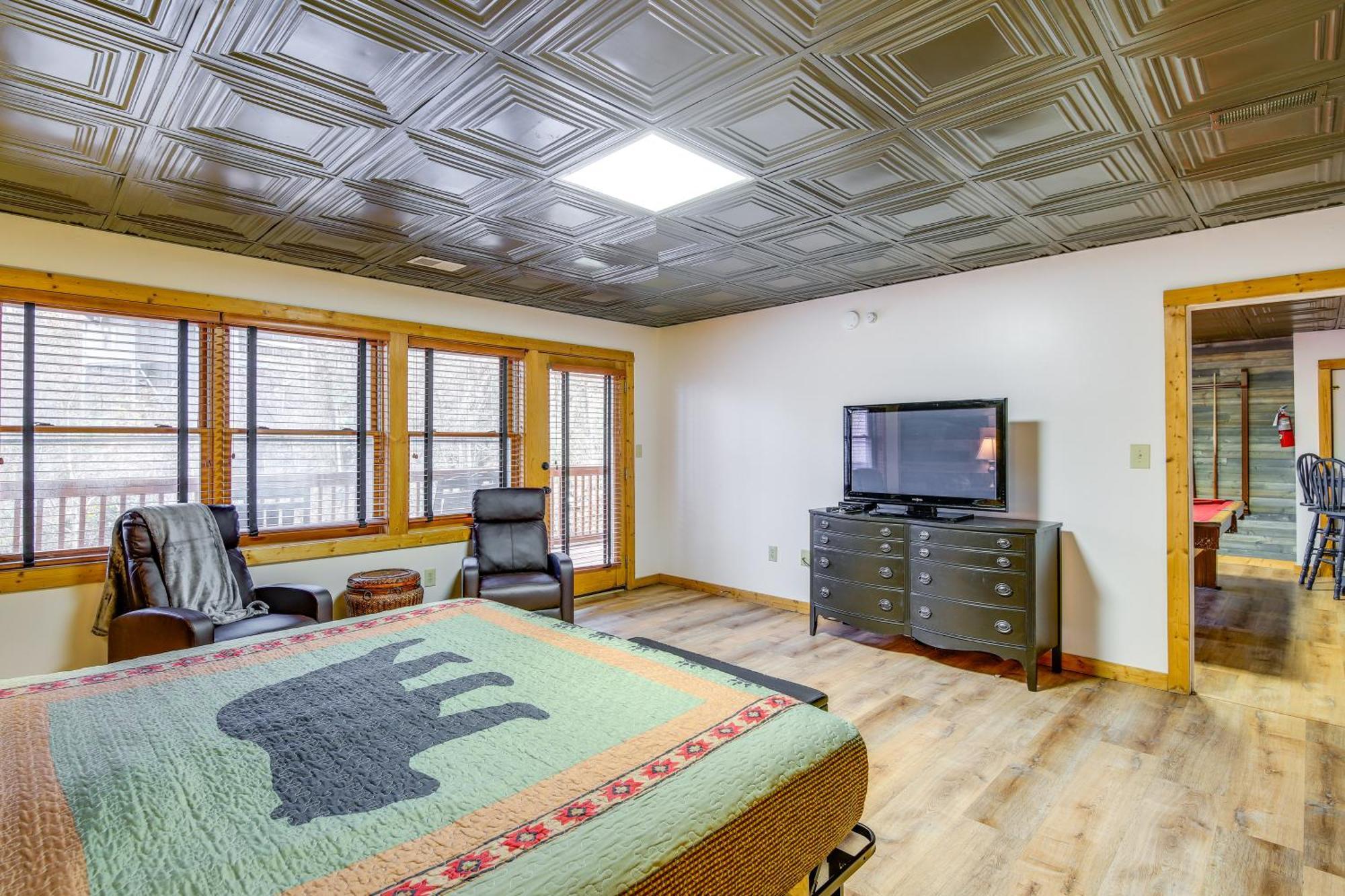 Pet-Friendly Gatlinburg Retreat With Hot Tub! Villa Luaran gambar
