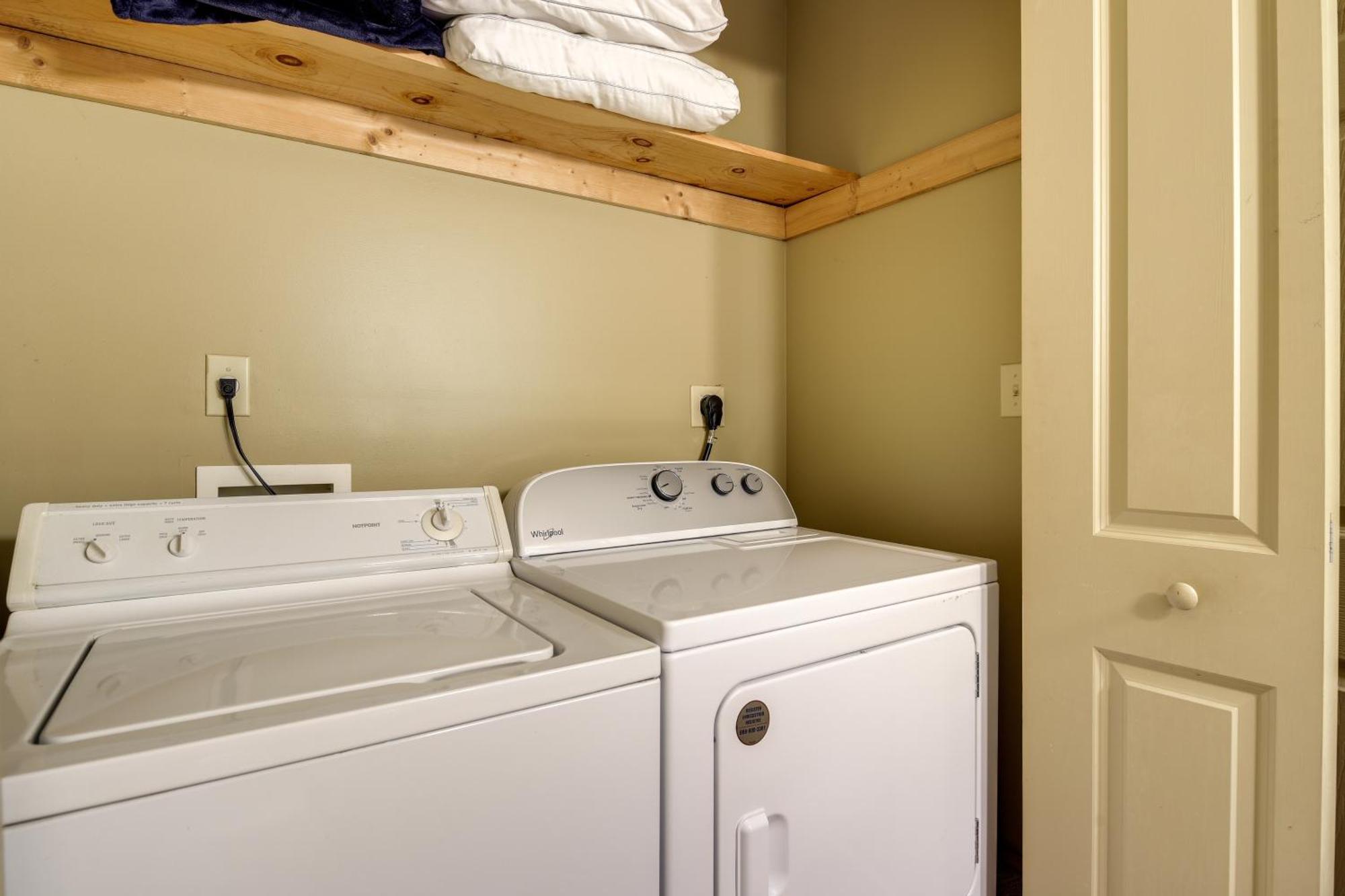 Pet-Friendly Gatlinburg Retreat With Hot Tub! Villa Luaran gambar