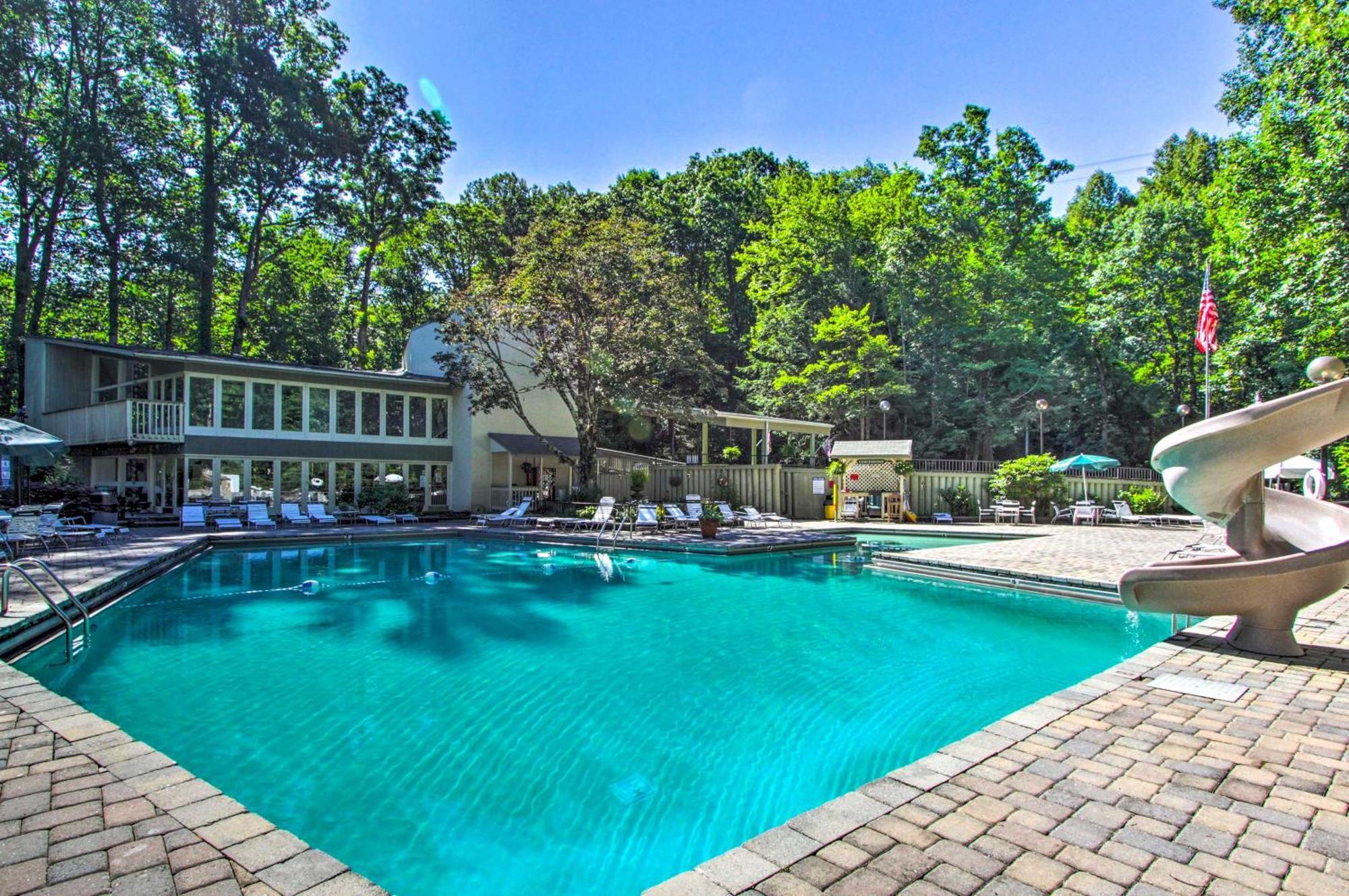 Pet-Friendly Gatlinburg Retreat With Hot Tub! Villa Luaran gambar