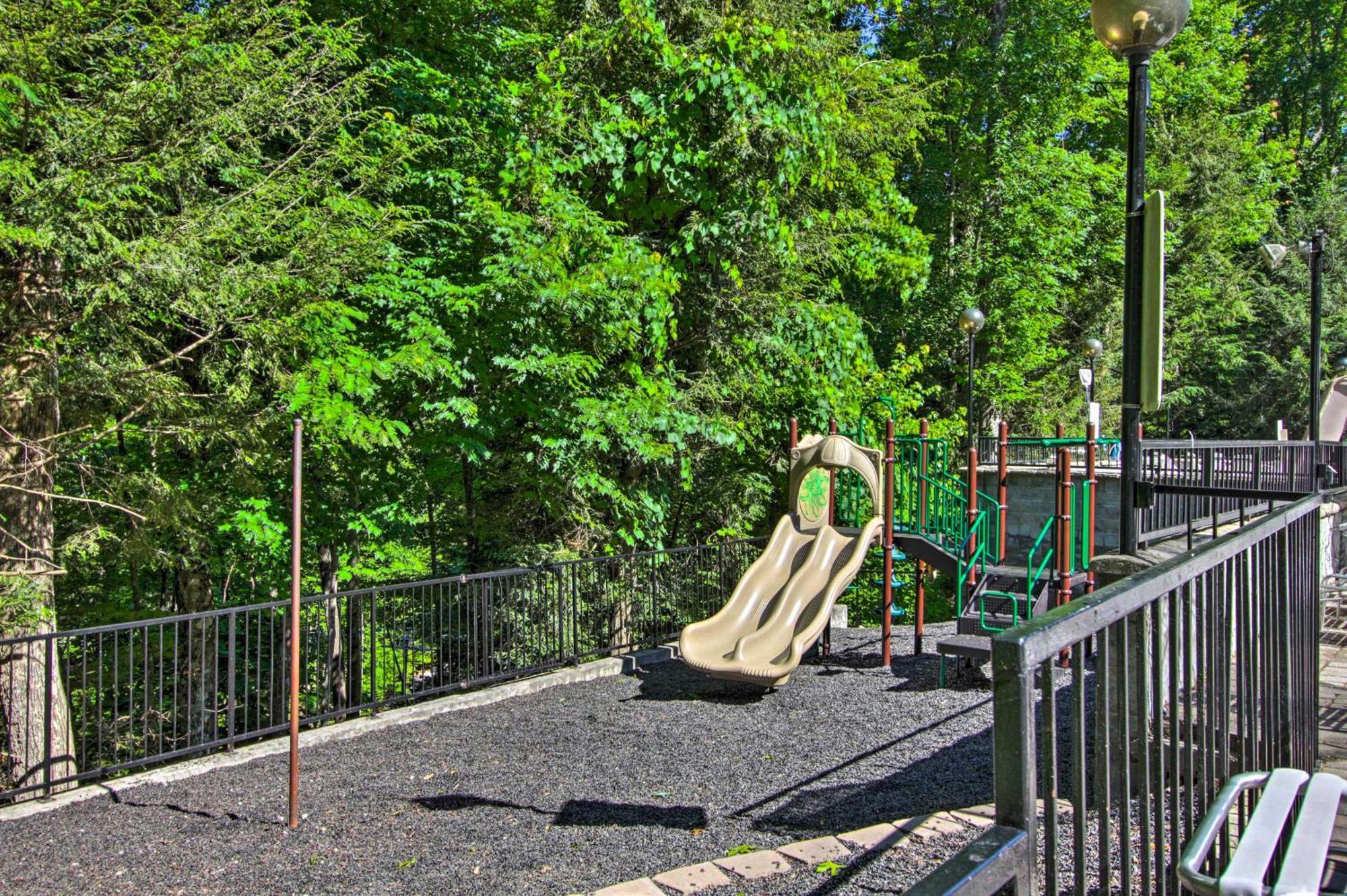 Pet-Friendly Gatlinburg Retreat With Hot Tub! Villa Luaran gambar