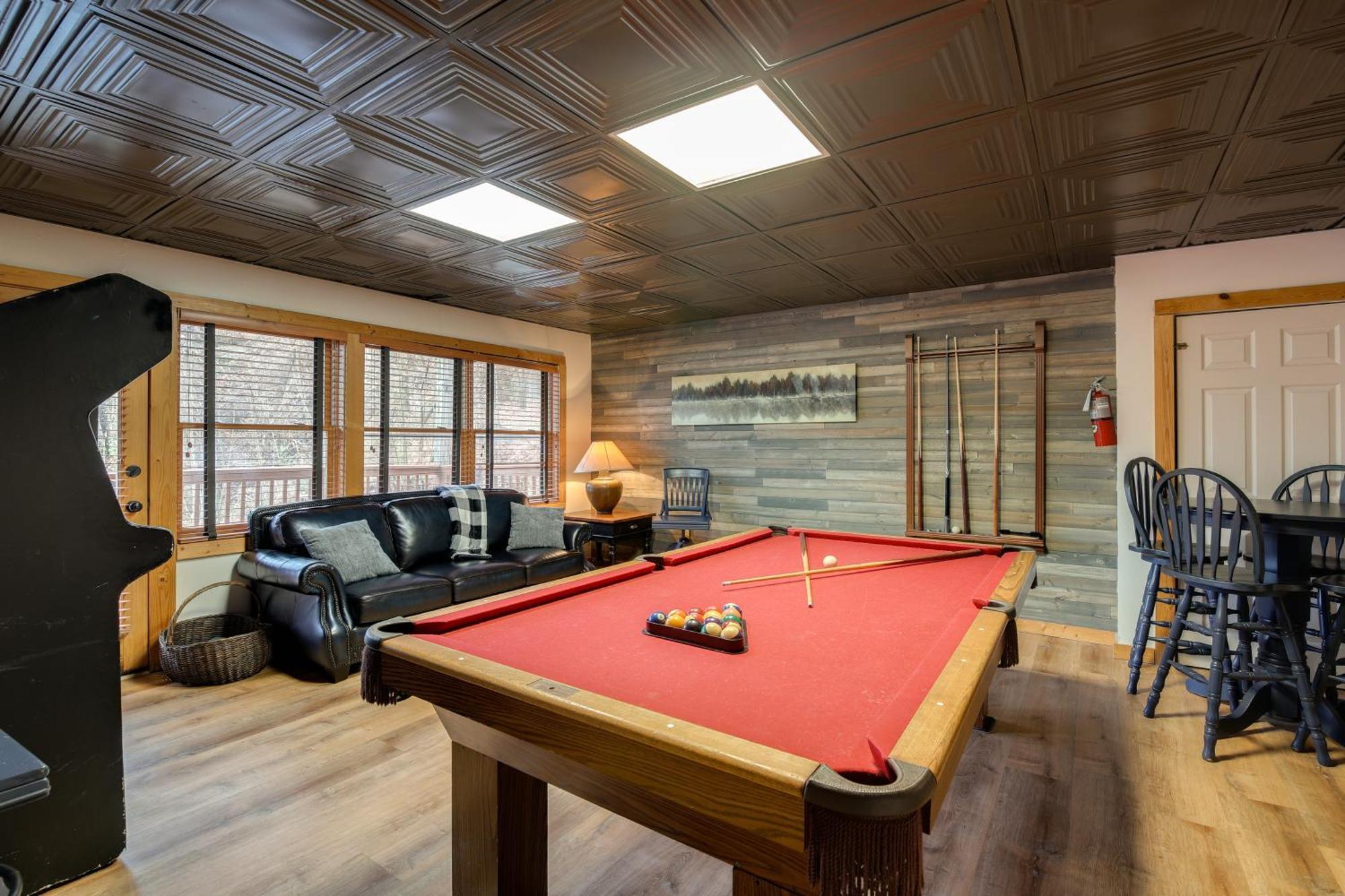 Pet-Friendly Gatlinburg Retreat With Hot Tub! Villa Luaran gambar