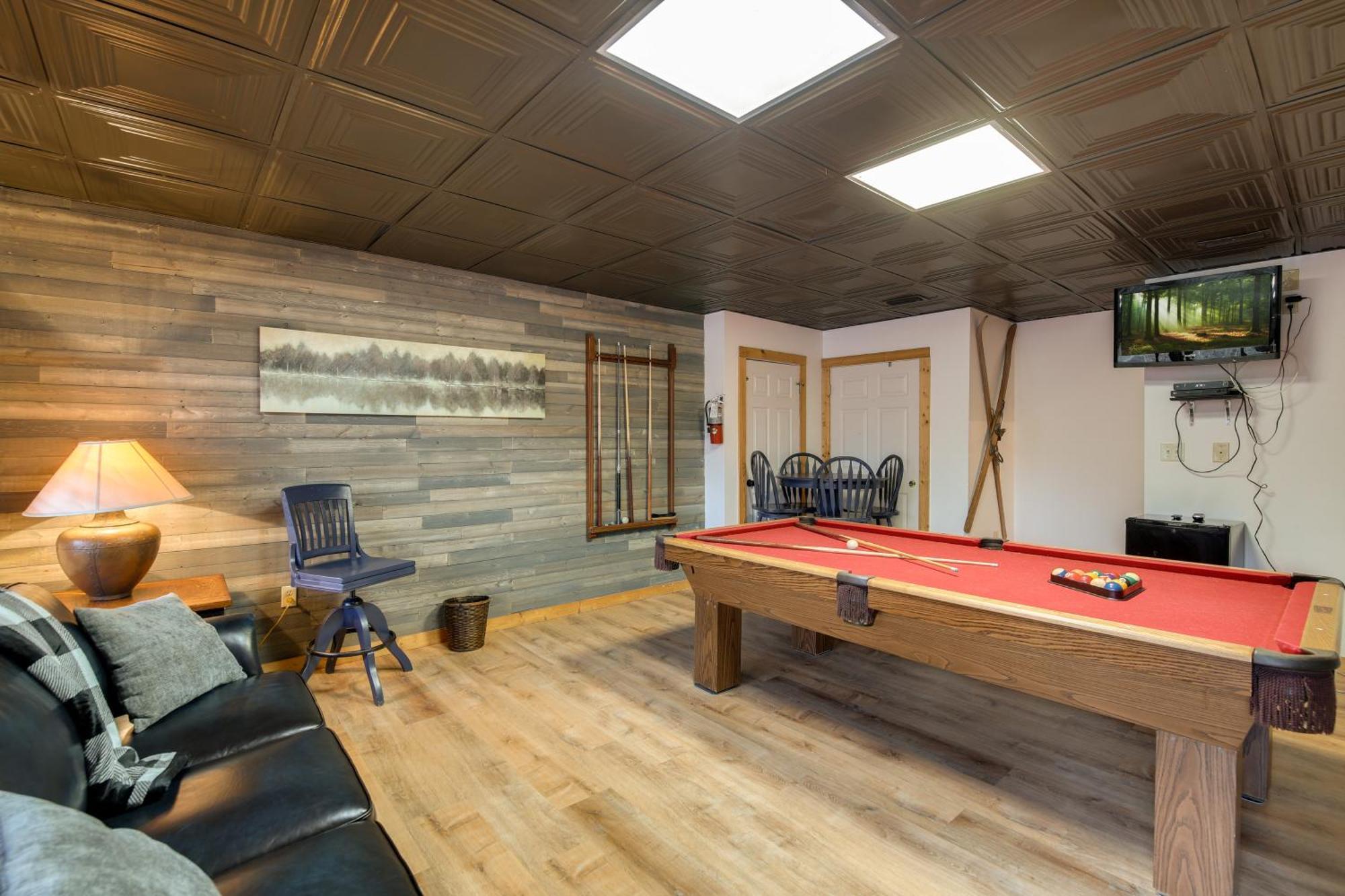 Pet-Friendly Gatlinburg Retreat With Hot Tub! Villa Luaran gambar
