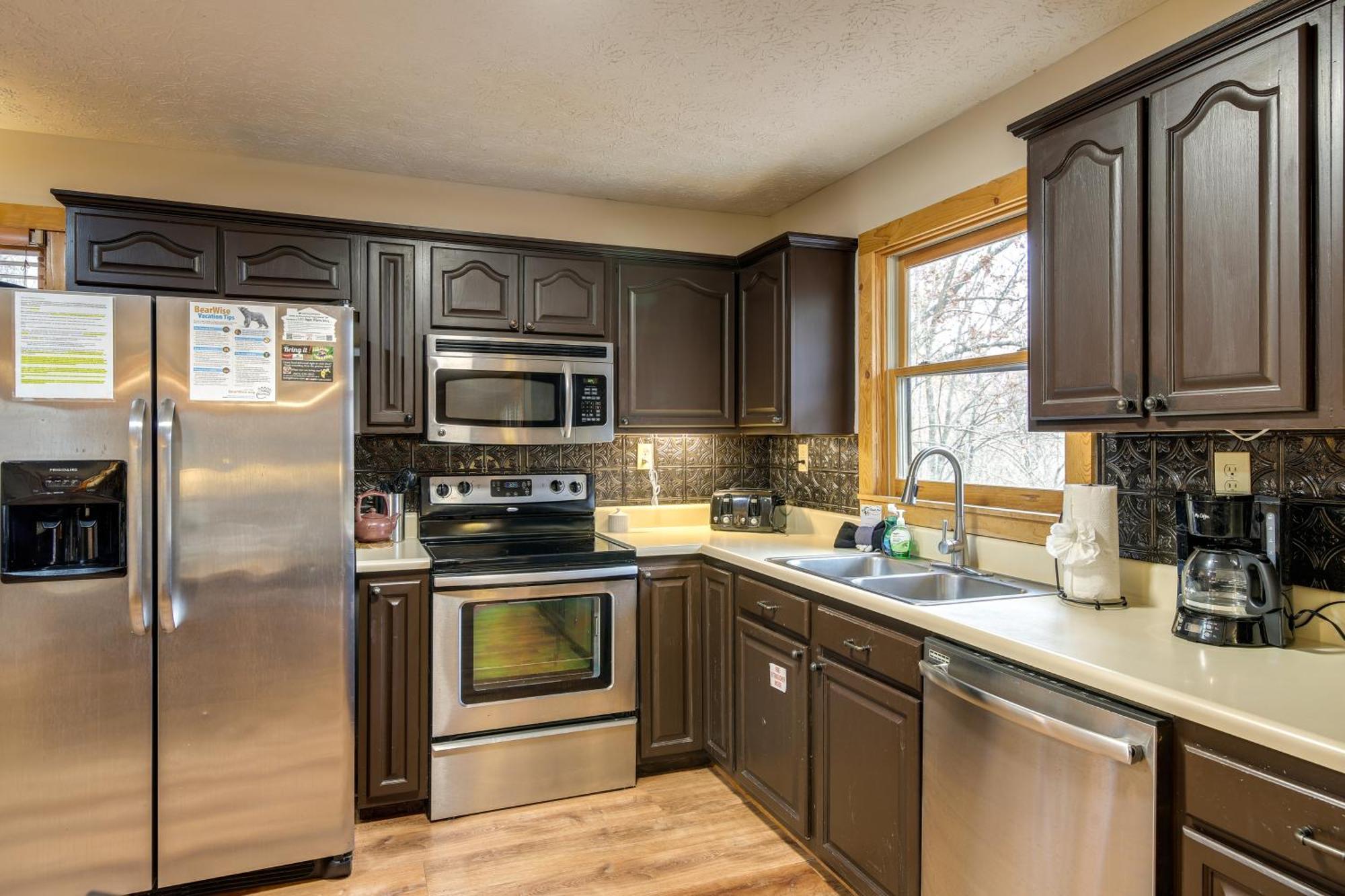 Pet-Friendly Gatlinburg Retreat With Hot Tub! Villa Luaran gambar